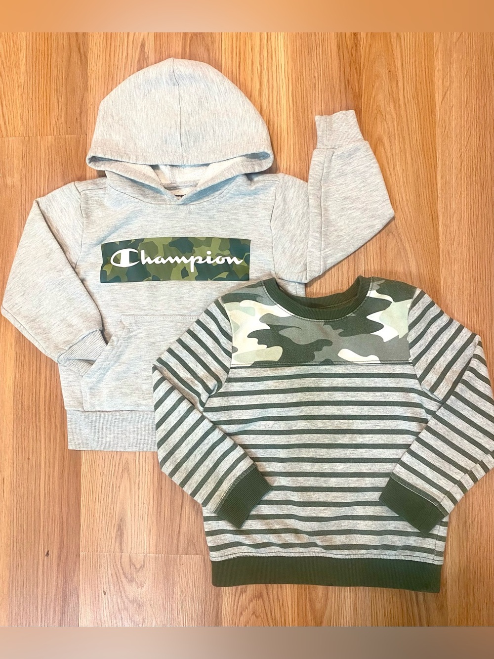 ⚽️ BOYS CHAMPION HOODIE / CAMO LONG SLEEVE SHIRT BUNDLE OF 2! SIZE 5! WINTER TOP